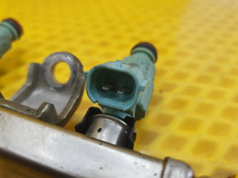 Форсунка топливная KIA HYUNDAI .