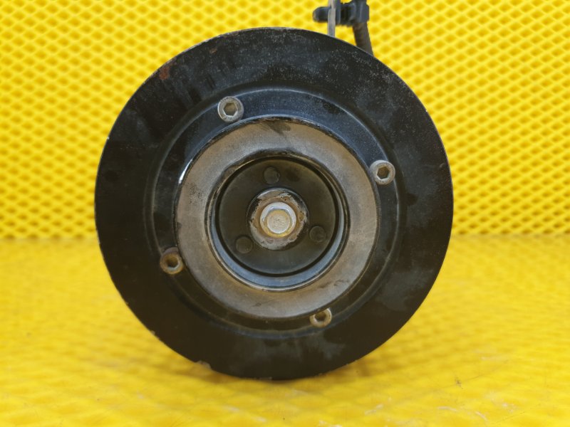 Компрессор кондиционера Kia .