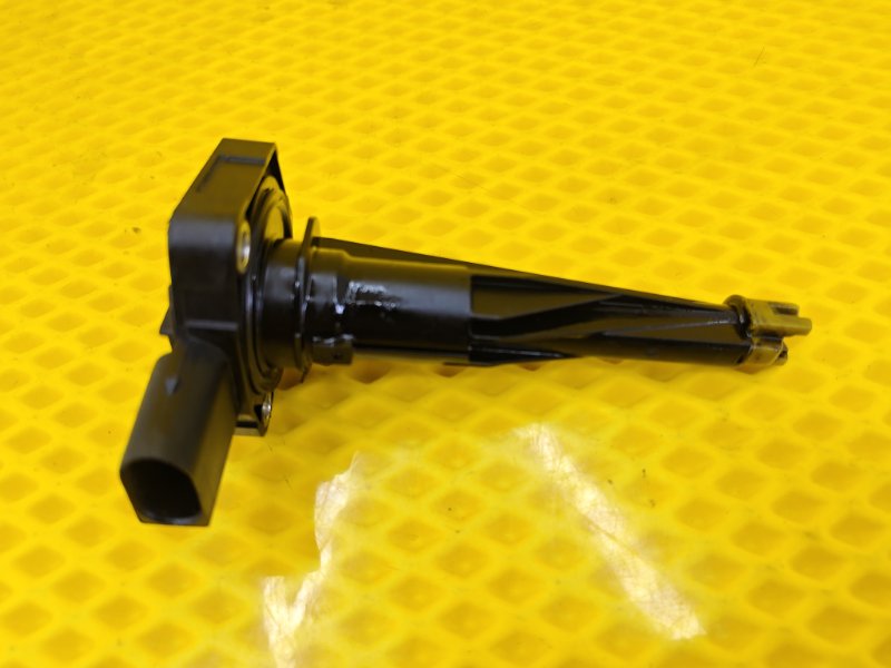 Датчик уровня масла BMW X1 E84