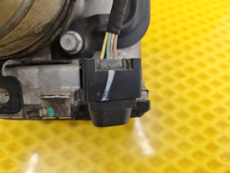 Дроссельная заслонка Hyundai Solaris RB