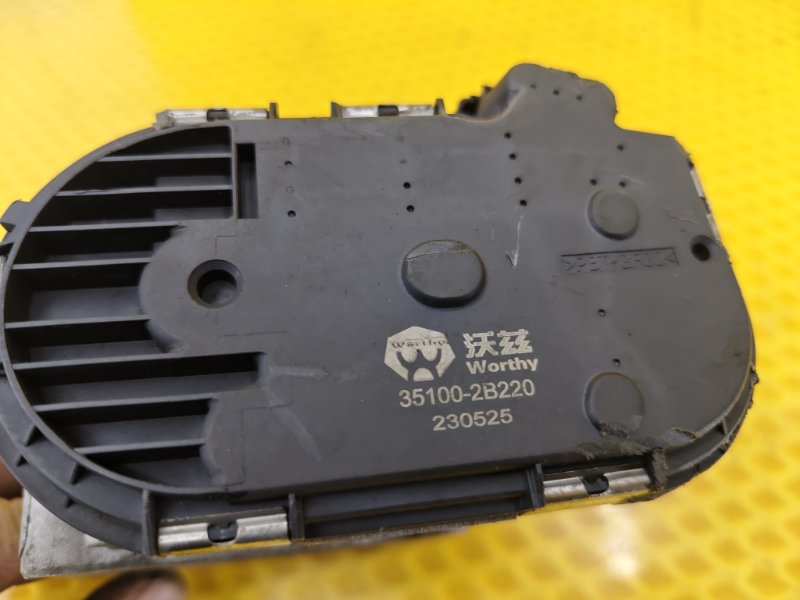 Дроссельная заслонка Hyundai Solaris RB