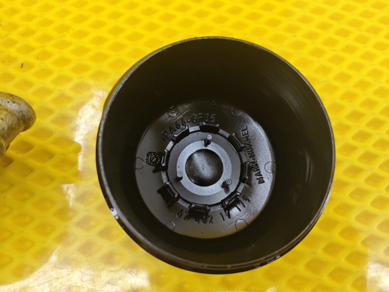 Корпус масляного фильтра BMW X1 E84