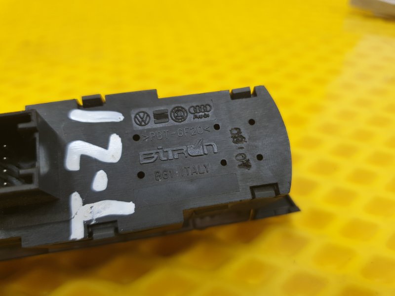 Блок кнопок Volkswagen Touareg 2003 7L6