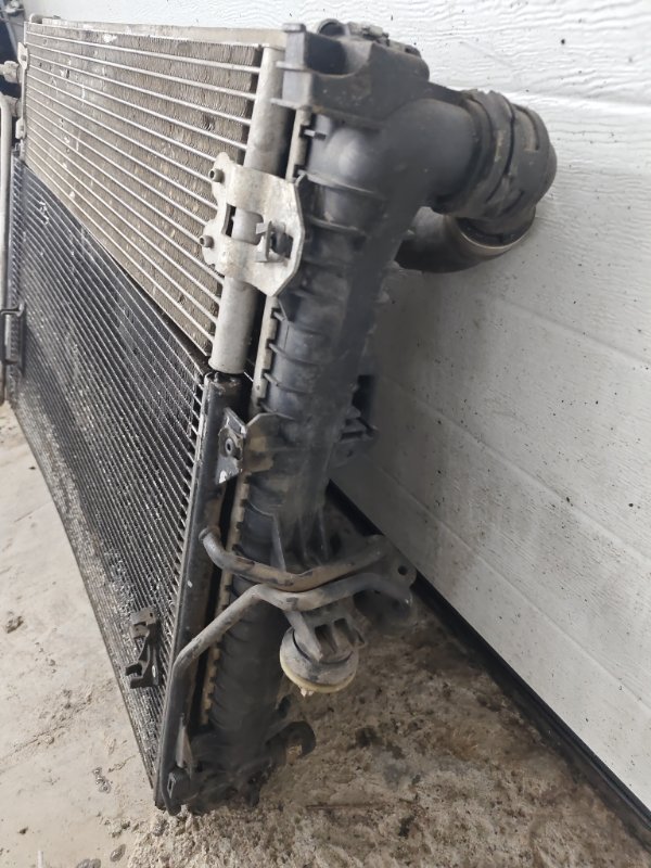 Касета радиаторов Volkswagen Touareg 2003 7L6