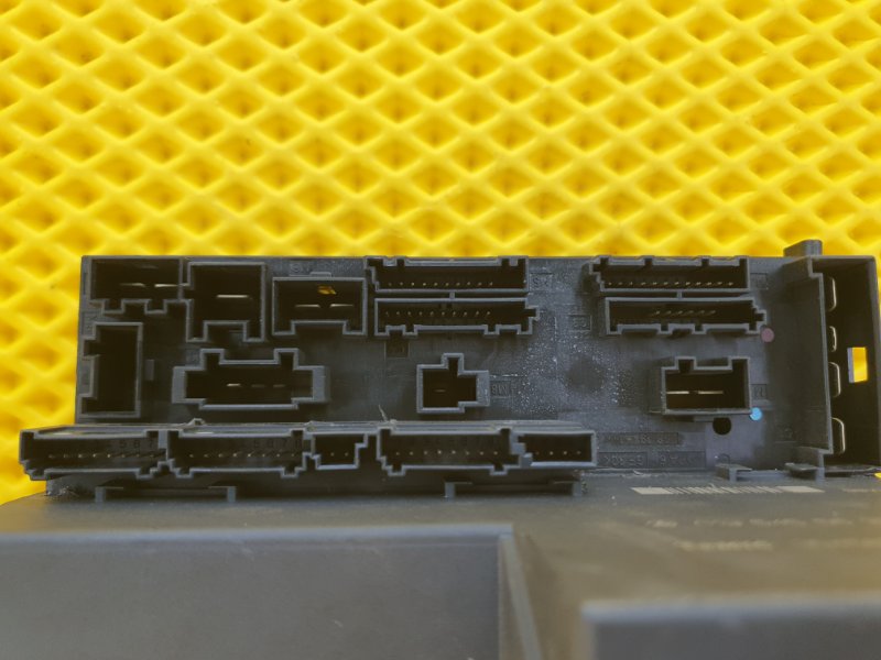 Блок предохранителей Mercedes-Benz E-Class 15.04.1998 W210