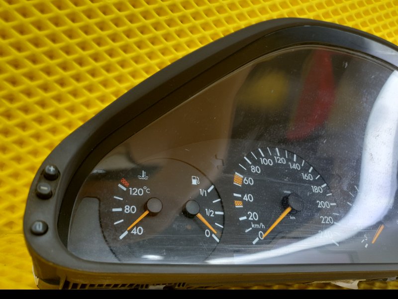 Панель приборов (Щиток) Mercedes-Benz E-Class 15.04.1998 W210
