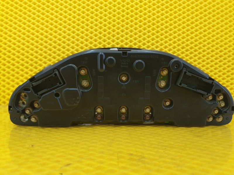 Панель приборов (Щиток) Mercedes-Benz E-Class 15.04.1998 W210