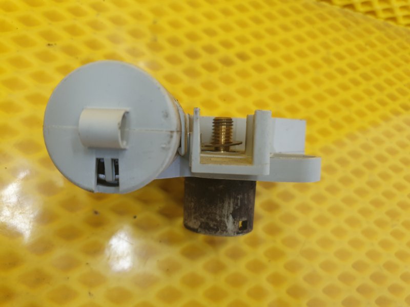 Клемма аккумуляторная + Mercedes-Benz E-Class 15.04.1998 W210