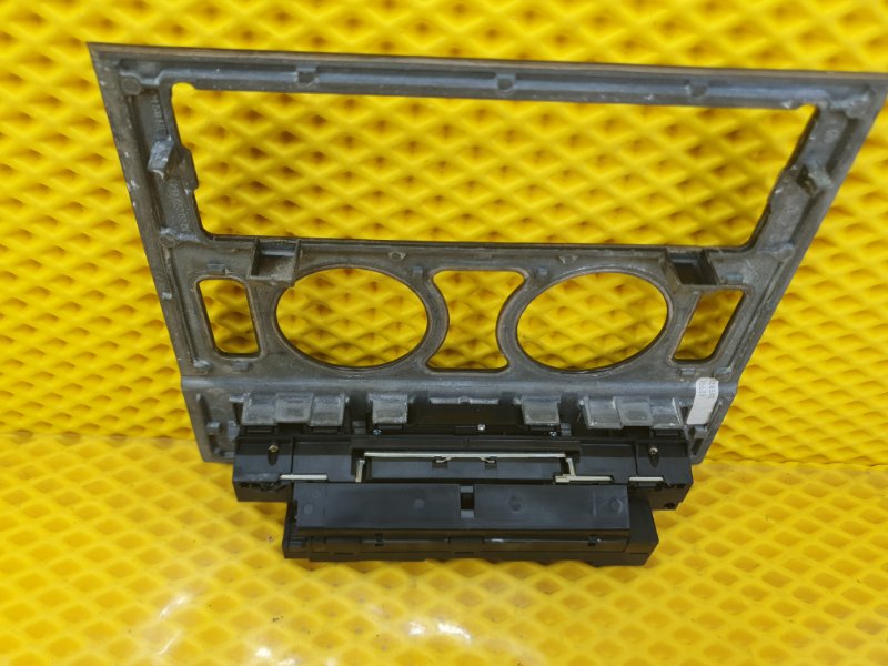 Блок кнопок Mercedes-Benz E-Class 15.04.1998 W210