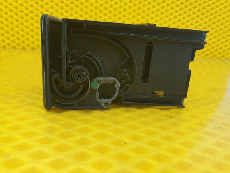 Бардачок Mercedes-Benz E-Class 15.04.1998 W210