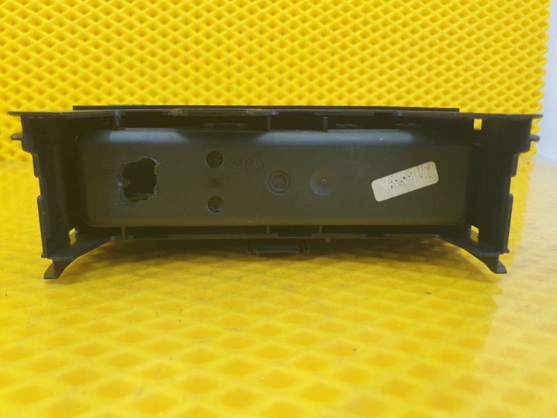 Бардачок Mercedes-Benz E-Class 15.04.1998 W210