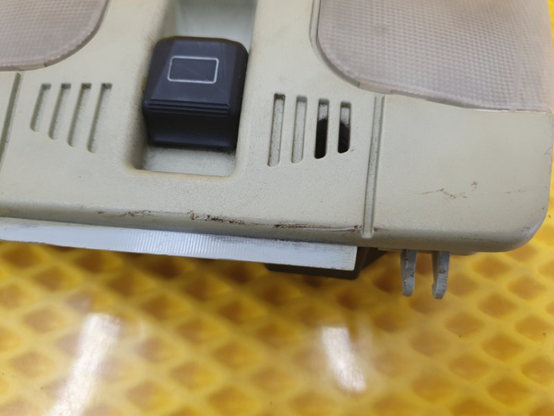 Плафон освещения салона Mercedes-Benz E-Class 15.04.1998 W210