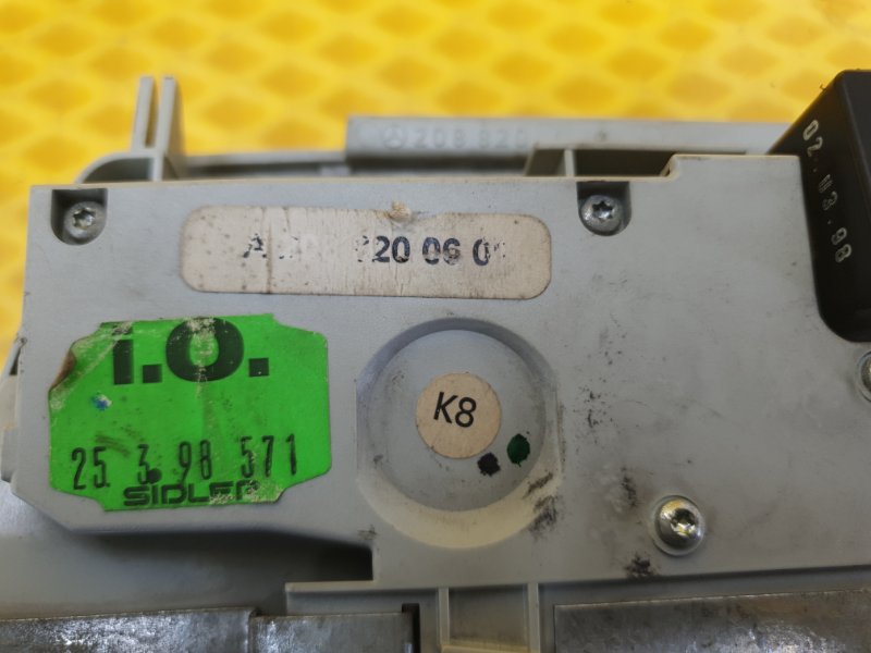 Плафон освещения салона Mercedes-Benz E-Class 15.04.1998 W210