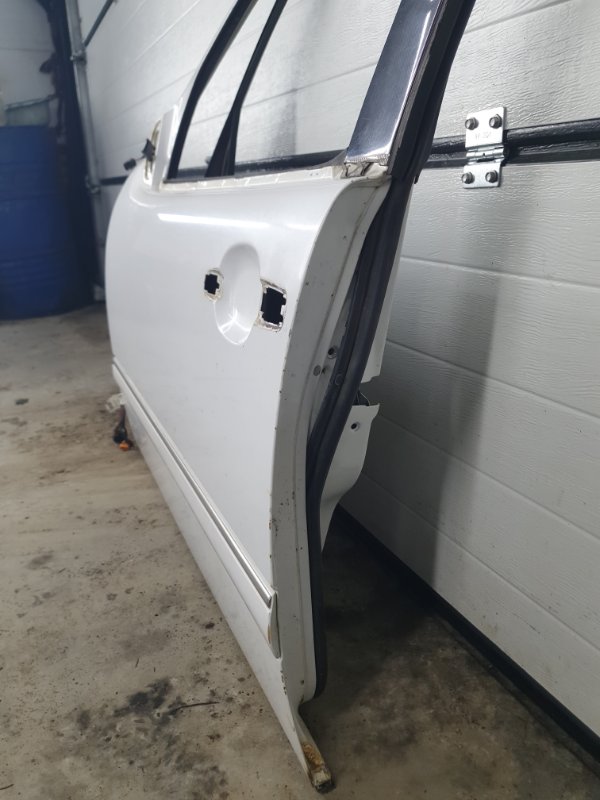 Дверь Mercedes-Benz E-Class 15.04.1998 W210