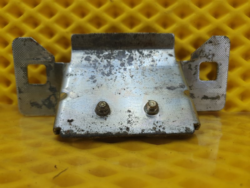 Замок багажника Mercedes-Benz E-Class 15.04.1998 W210