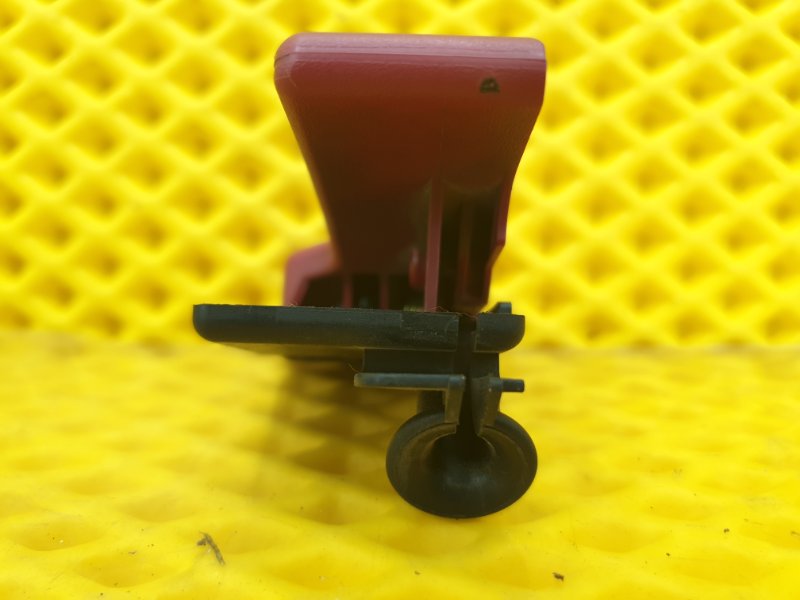 Ручка открывания капота Mercedes-Benz E-Class 15.04.1998 W210