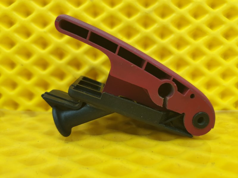 Ручка открывания капота Mercedes-Benz E-Class 15.04.1998 W210