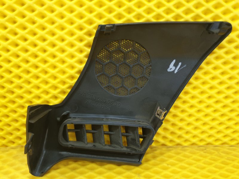 Крышка динамика Mercedes-Benz E-Class 15.04.1998 W210