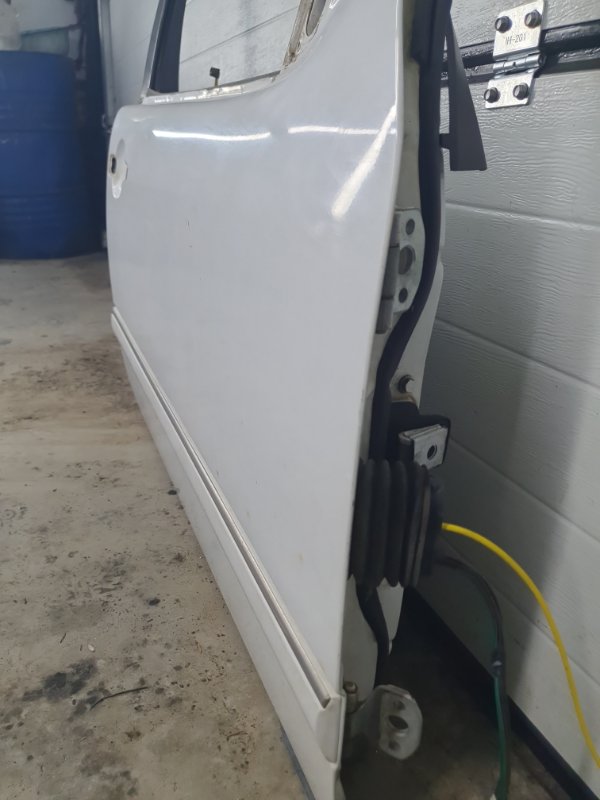 Дверь Mercedes-Benz E-Class 15.04.1998 W210