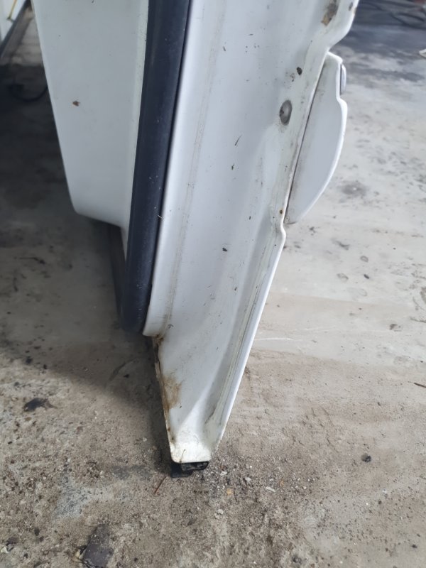 Дверь Mercedes-Benz E-Class 15.04.1998 W210