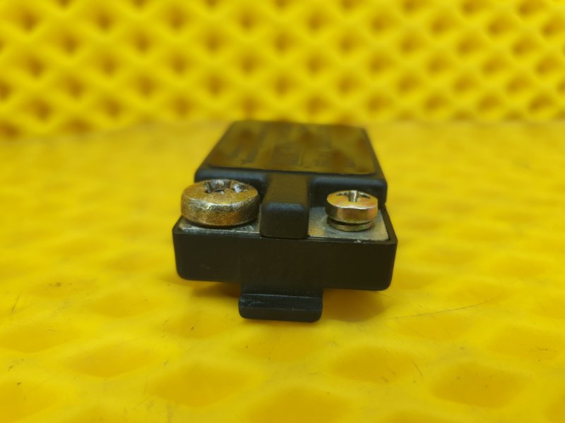 Усилитель антенны Mercedes-Benz E-Class 15.04.1998 W210