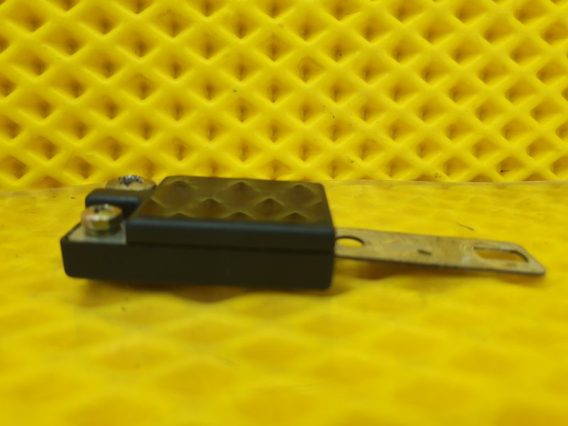 Усилитель антенны Mercedes-Benz E-Class 15.04.1998 W210