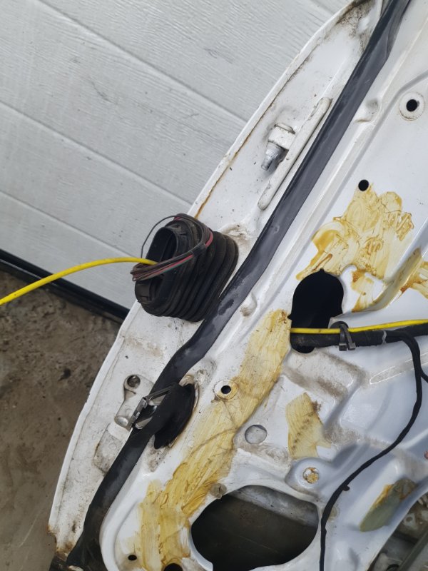 Дверь Mercedes-Benz E-Class 15.04.1998 W210