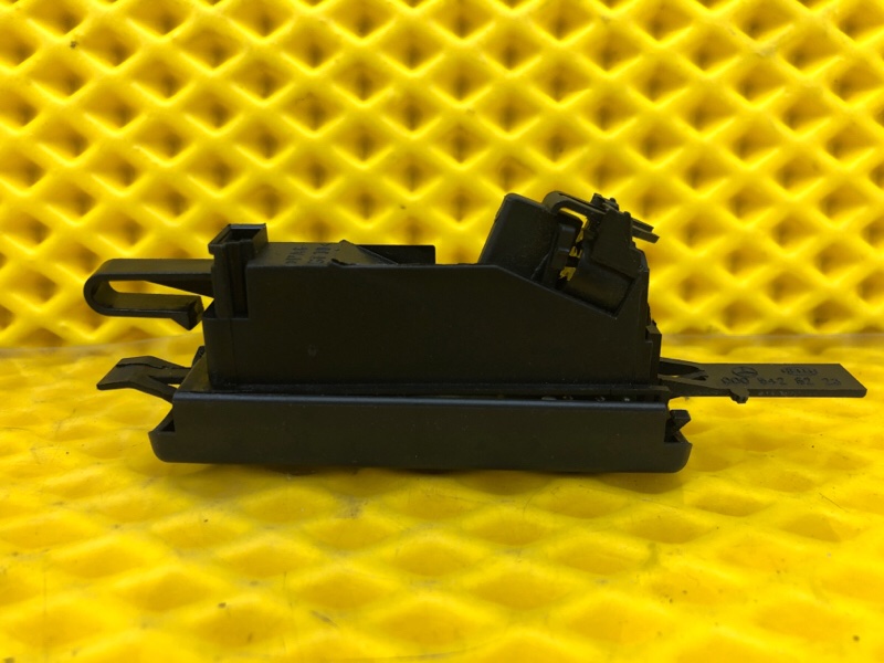 Часы Mercedes-Benz E-Class 15.04.1998 W210