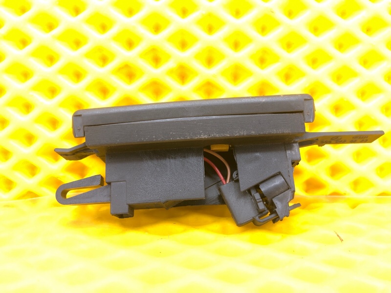 Часы Mercedes-Benz E-Class 15.04.1998 W210