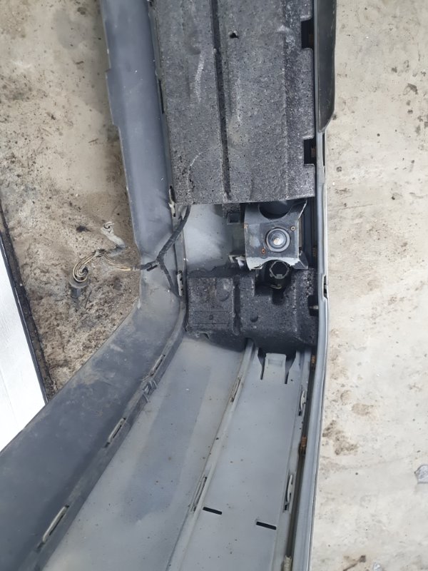 Бампер Mercedes-Benz E-Class 15.04.1998 W210