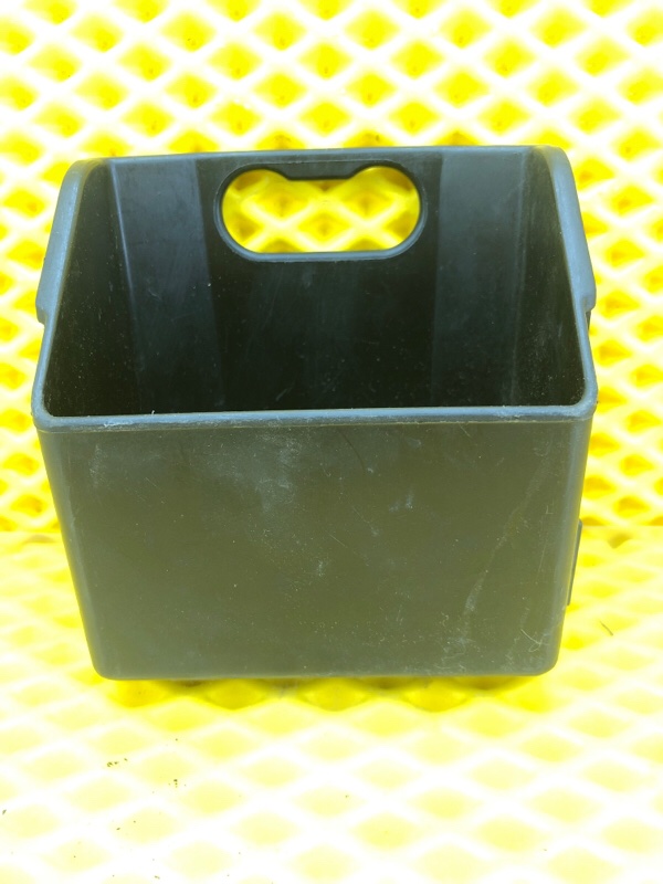 Ящик передней консоли Mercedes-Benz E-Class 15.04.1998 W210