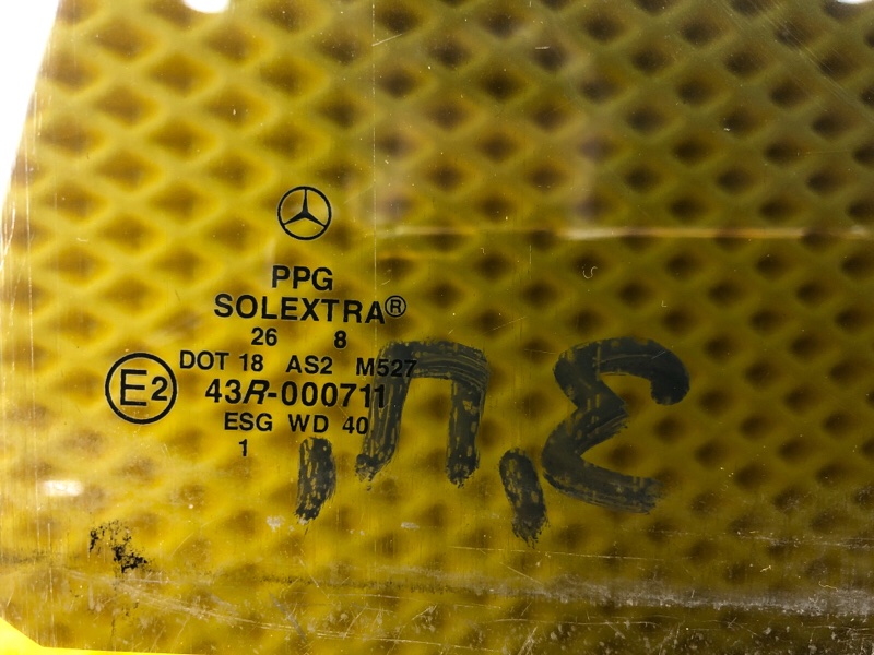 Стекло боковое Mercedes-Benz E-Class 15.04.1998 W210