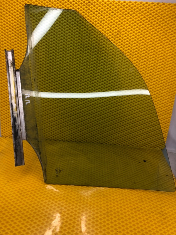 Стекло боковое Mercedes-Benz E-Class 15.04.1998 W210