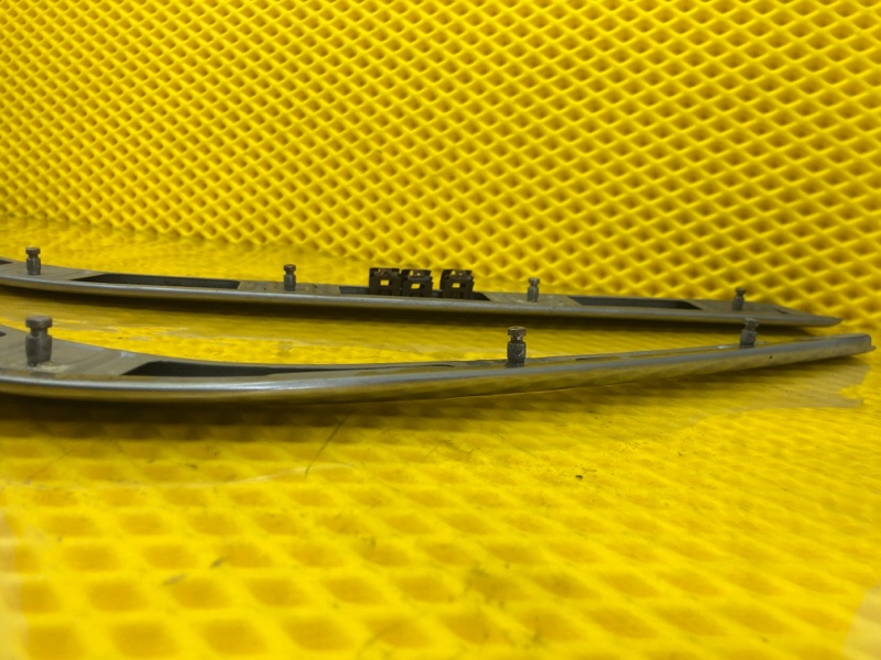 Молдинг бампера Mercedes-Benz E-Class 15.04.1998 W210