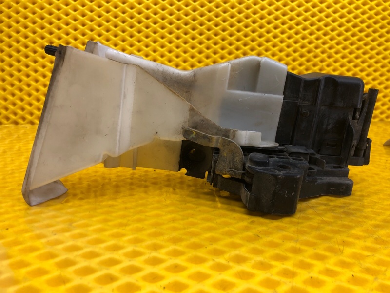 Замок двери Mercedes-Benz E-Class 15.04.1998 W210