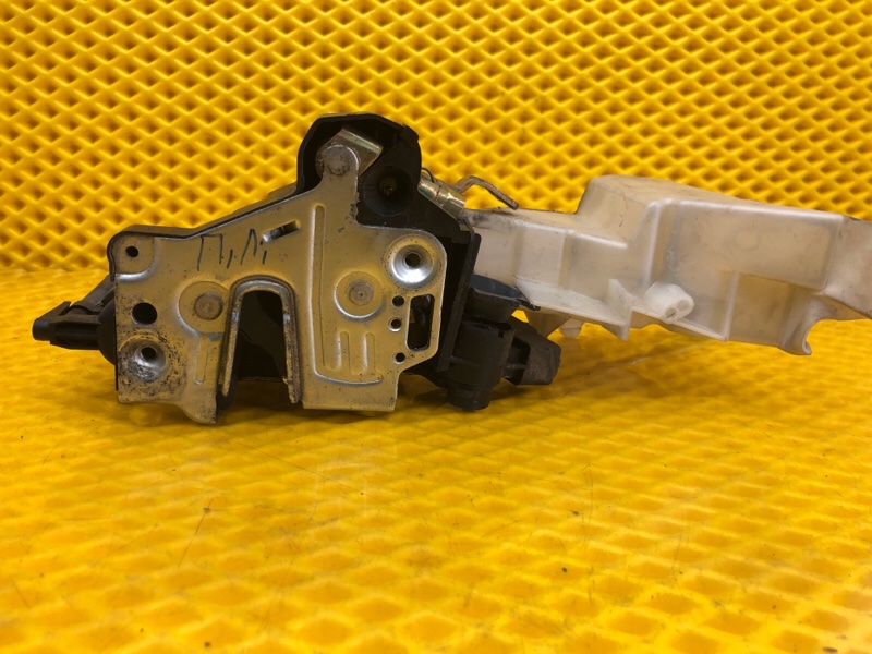 Замок двери Mercedes-Benz E-Class 15.04.1998 W210