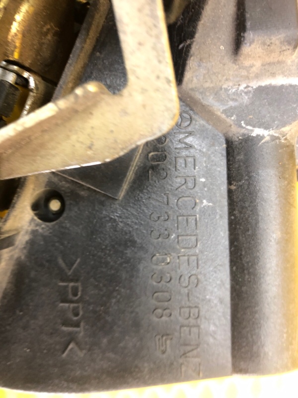 Замок двери Mercedes-Benz E-Class 15.04.1998 W210