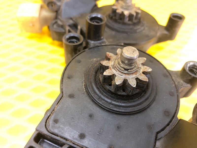 Моторчик стеклоподъемника Mercedes-Benz E-Class 15.04.1998 W210