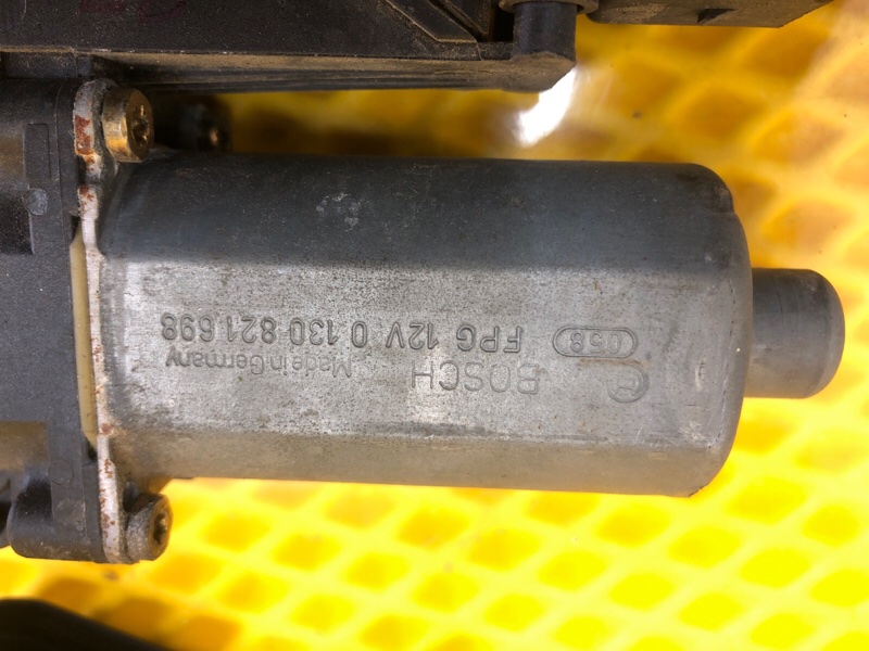 Моторчик стеклоподъемника Mercedes-Benz E-Class 15.04.1998 W210