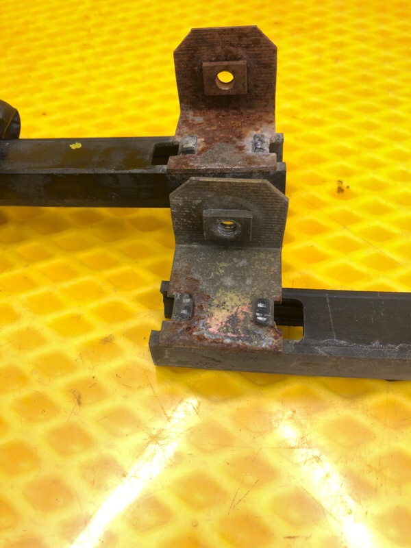 Направляющая двери Mercedes-Benz E-Class 15.04.1998 W210