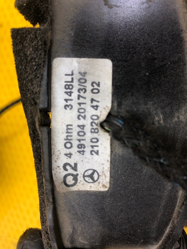 Динамик двери Mercedes-Benz E-Class 15.04.1998 W210