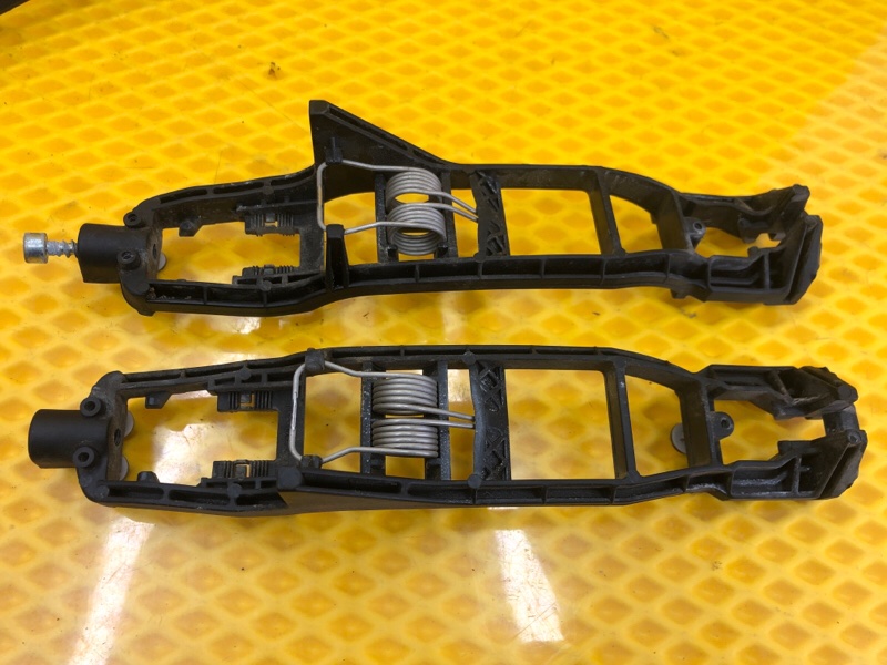 Кронштейн ручки двери Mercedes-Benz E-Class 15.04.1998 W210