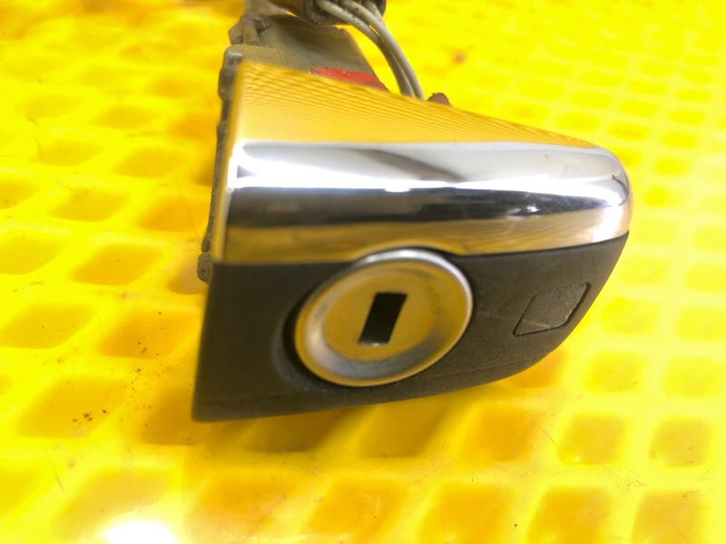 Ручка двери внешняя Mercedes-Benz E-Class 15.04.1998 W210