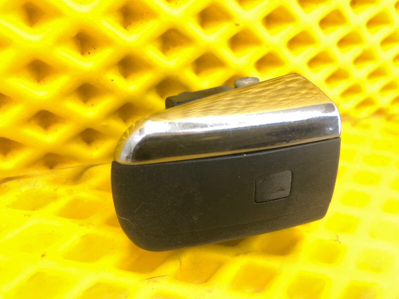 Ручка двери внешняя Mercedes-Benz E-Class 15.04.1998 W210