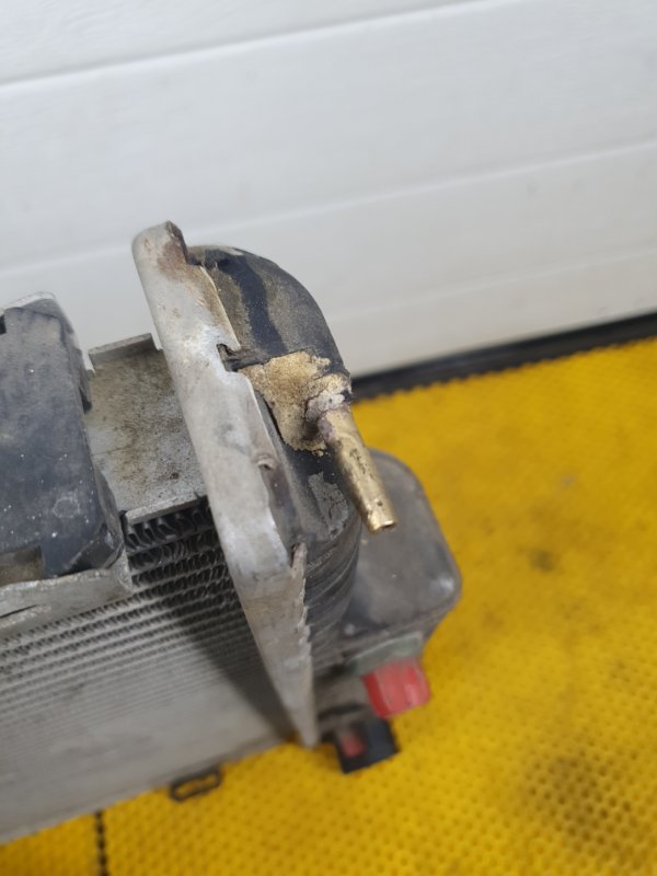 Радиатор ДВС основной Mercedes-Benz E-Class 15.04.1998 W210