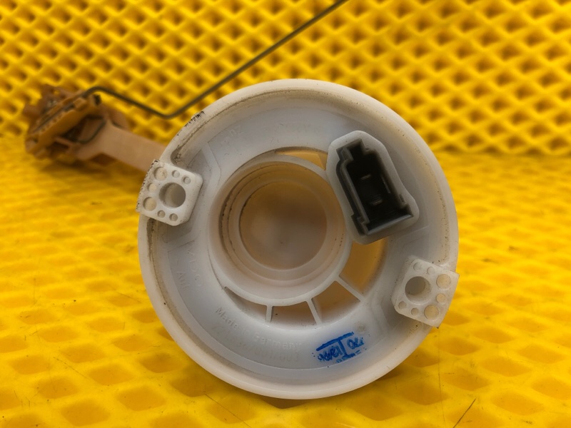 Датчик уровня топлива Mercedes-Benz E-Class 15.04.1998 W210