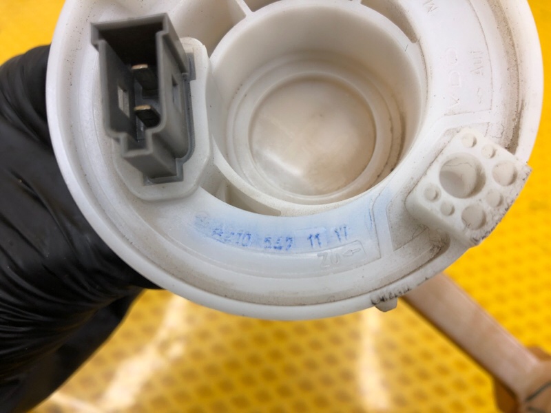 Датчик уровня топлива Mercedes-Benz E-Class 15.04.1998 W210