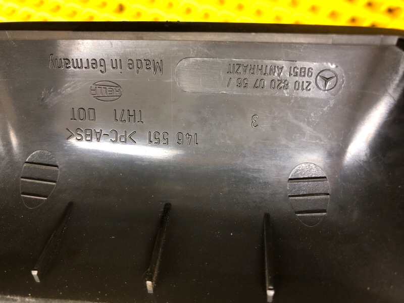 Фонарь дополнительный (стоп-сигнал) Mercedes-Benz E-Class 15.04.1998 W210