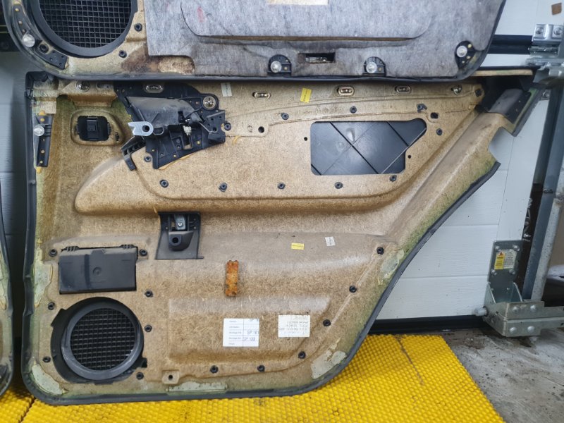 Обшивка двери (карта) Mercedes-Benz E-Class 15.04.1998 W210