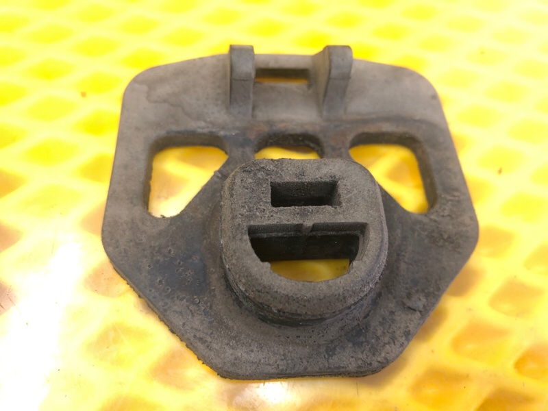 Крепление радиатора Mercedes-Benz E-Class 15.04.1998 W210